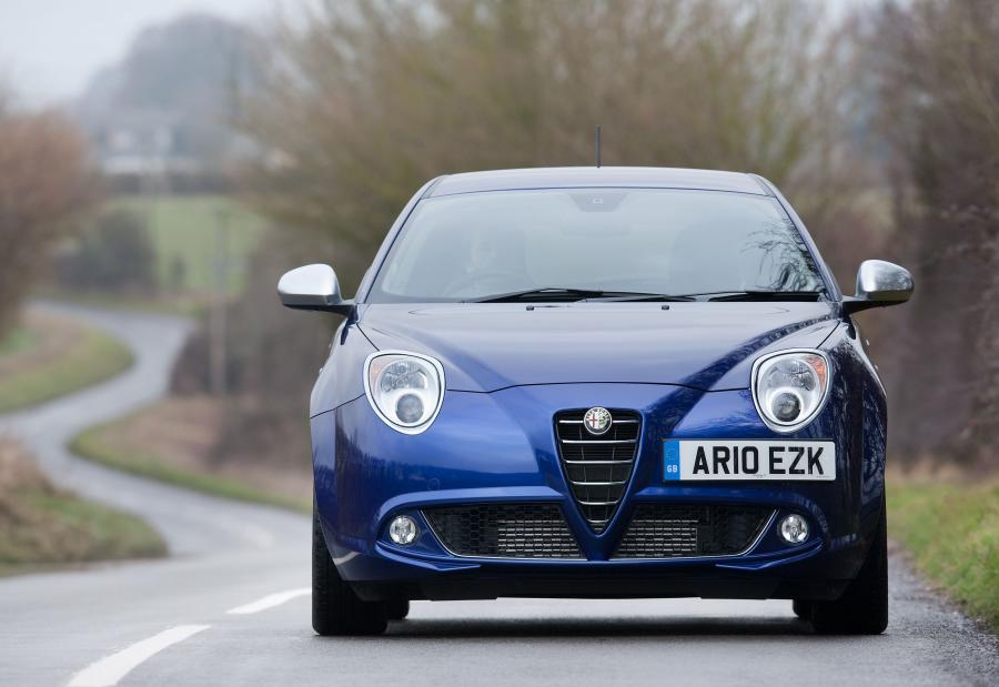  Alfa Romeo MiTo (955) 2009 года  (UK) (фото 33 из 47)